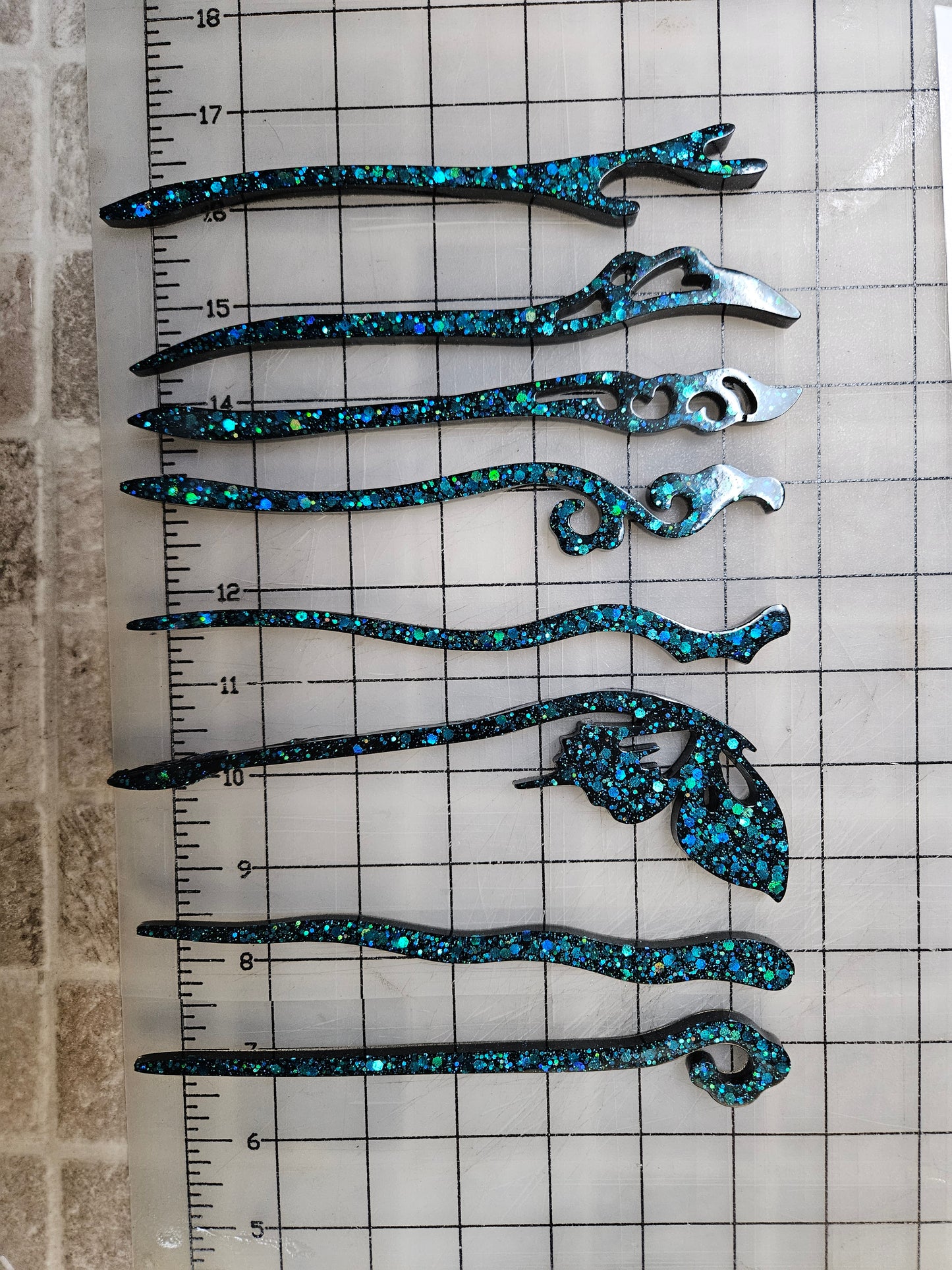 Hair pins