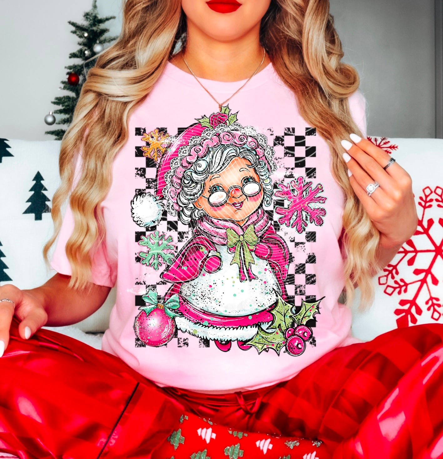 Doodle Mrs. Clause TEE